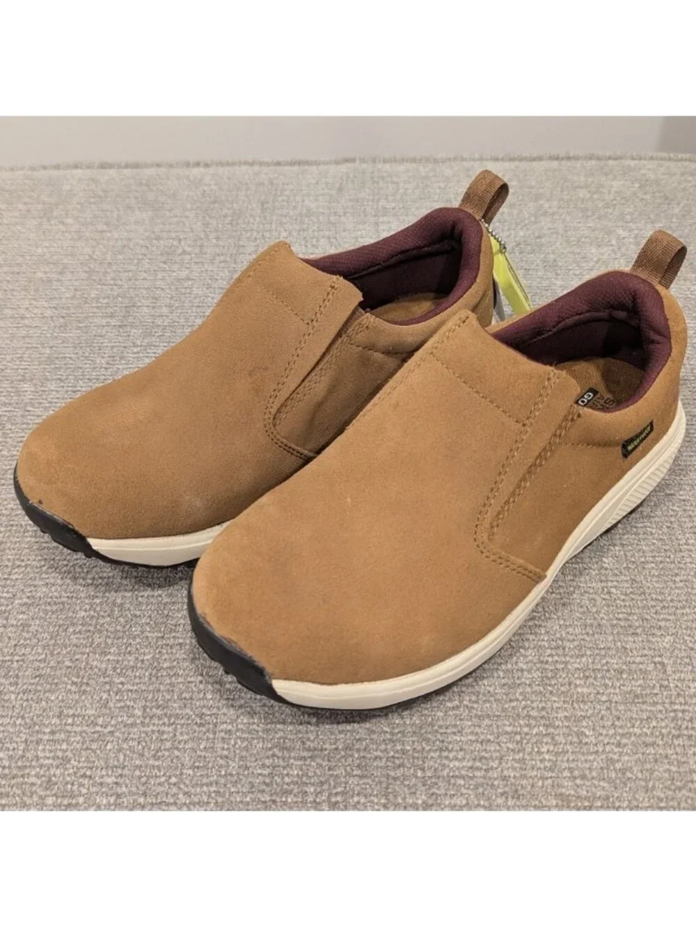 Skechers Kids / Boys  Waterproof Casual Outdoor Slip-on Tan Shoes, size 5 NWT